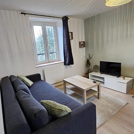 Charmant - Disney - Jo2024 Apartment Pomponne